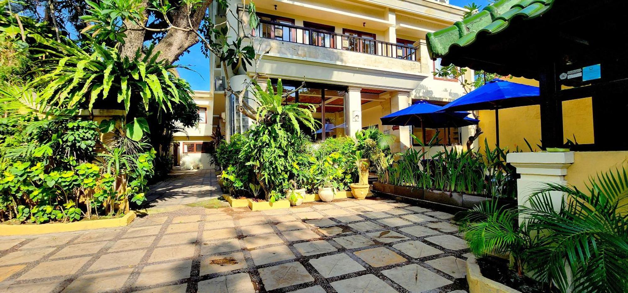 Bali Emerald Apartments Sanur Eksteriør billede
