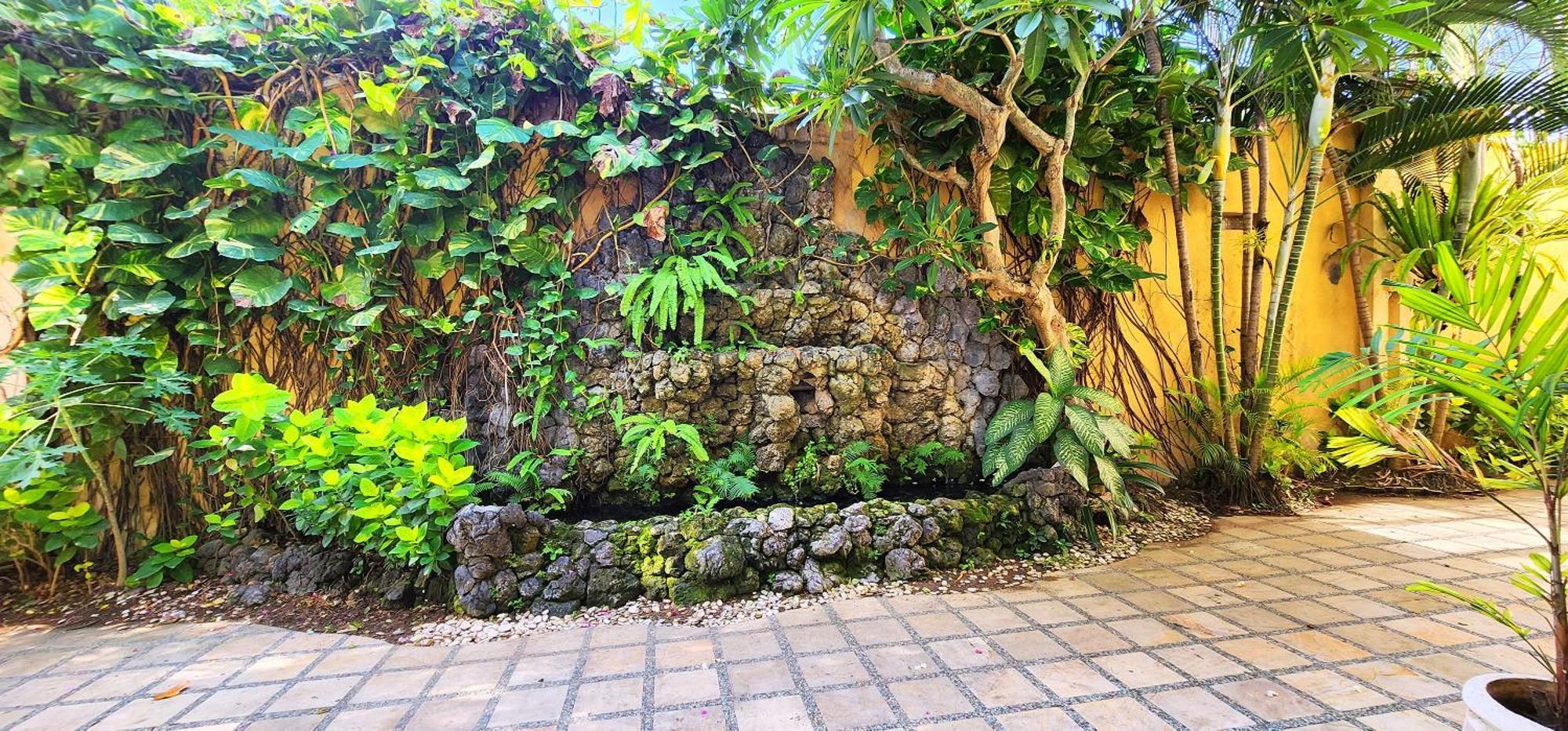 Bali Emerald Apartments Sanur Eksteriør billede
